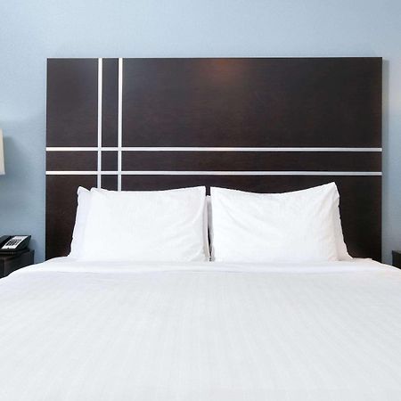 La Quinta Inn & Suites By Wyndham Lubbock Southwest Zewnętrze zdjęcie