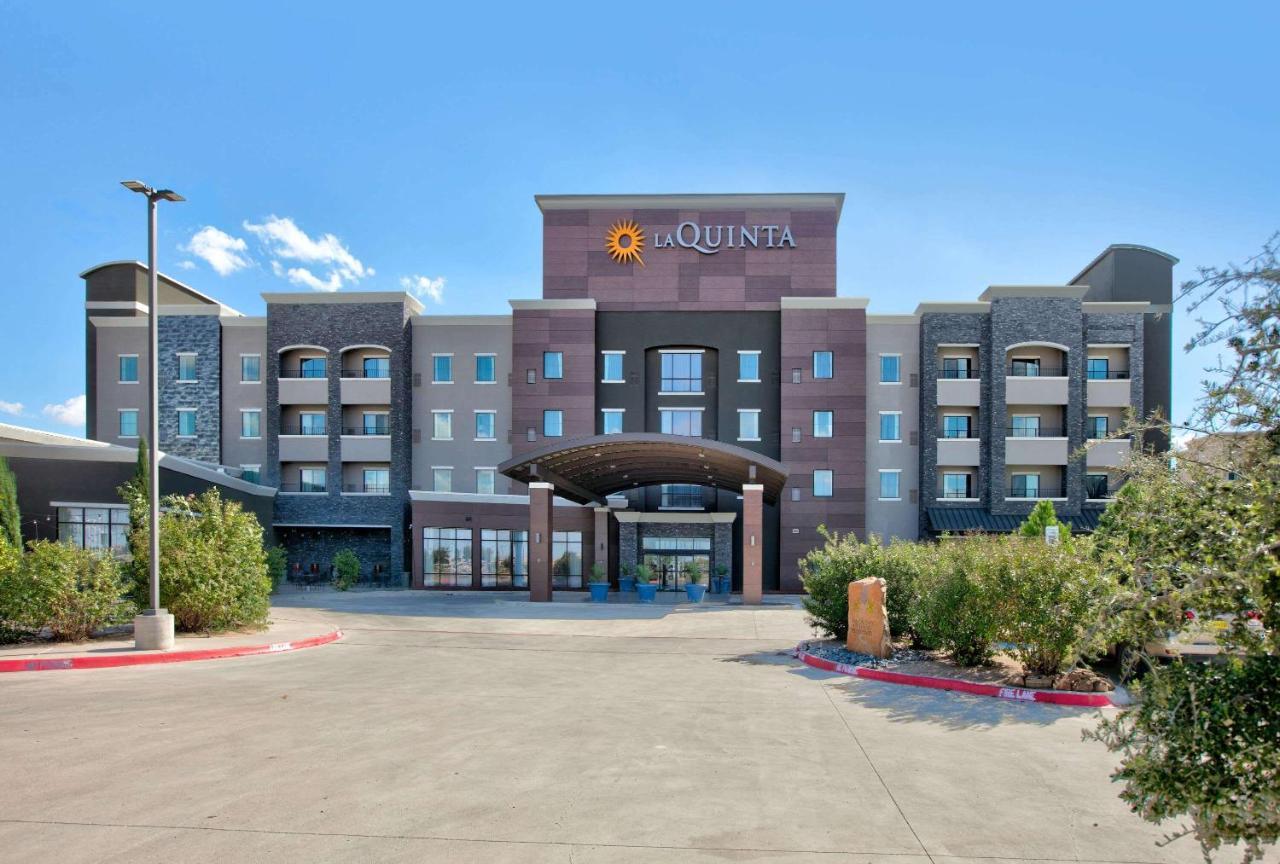 La Quinta Inn & Suites By Wyndham Lubbock Southwest Zewnętrze zdjęcie