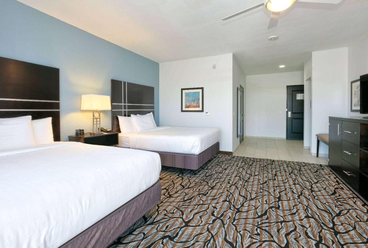 La Quinta Inn & Suites By Wyndham Lubbock Southwest Zewnętrze zdjęcie