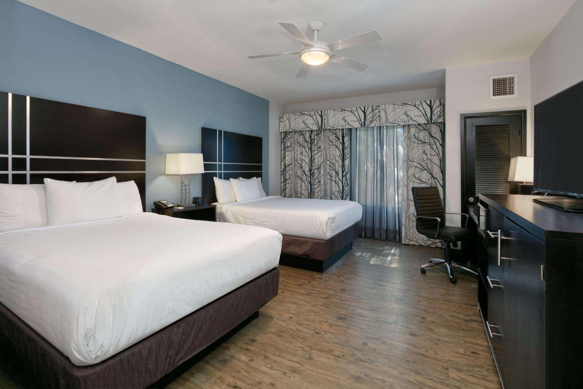 La Quinta Inn & Suites By Wyndham Lubbock Southwest Zewnętrze zdjęcie